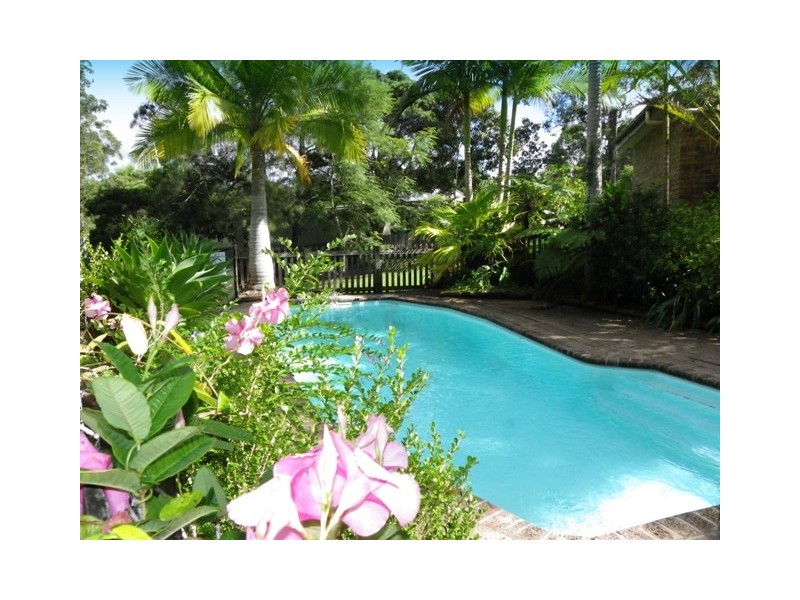 12 Warrew Crescent, King Creek NSW 2446