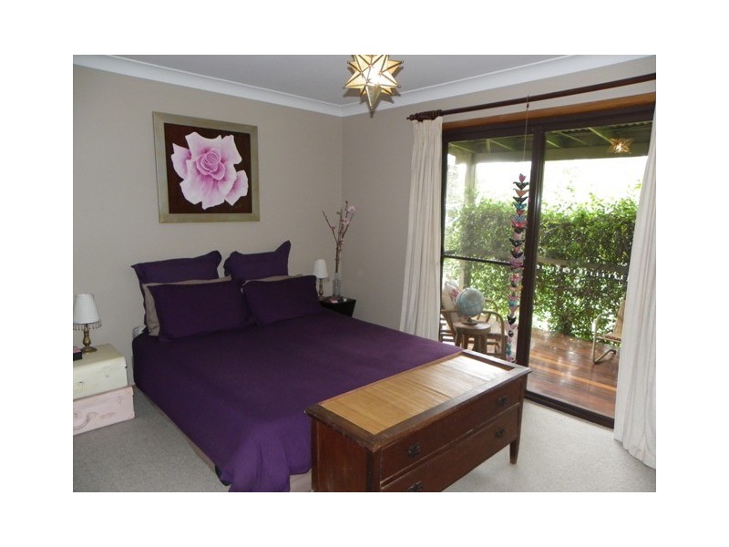 12 Warrew Crescent, King Creek NSW 2446