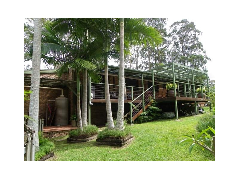 12 Warrew Crescent, King Creek NSW 2446