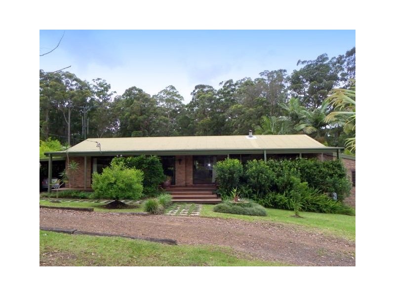 12 Warrew Crescent, King Creek NSW 2446