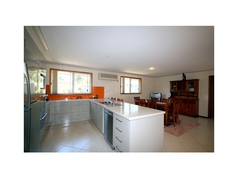 8 Forest Way, Wauchope NSW 2446