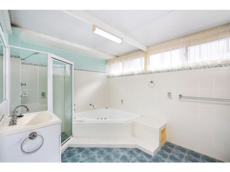 27 Timbertown Crescent, Wauchope NSW 2446