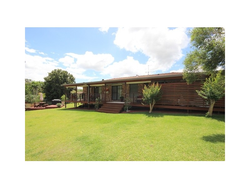 6 Brushbox Close, Wauchope NSW 2446