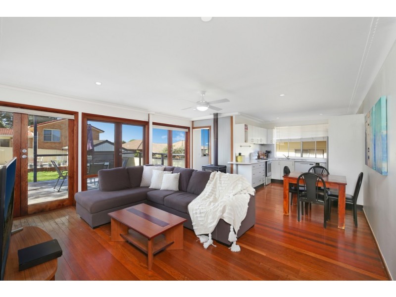 2C Azalea Avenue, Wauchope NSW 2446