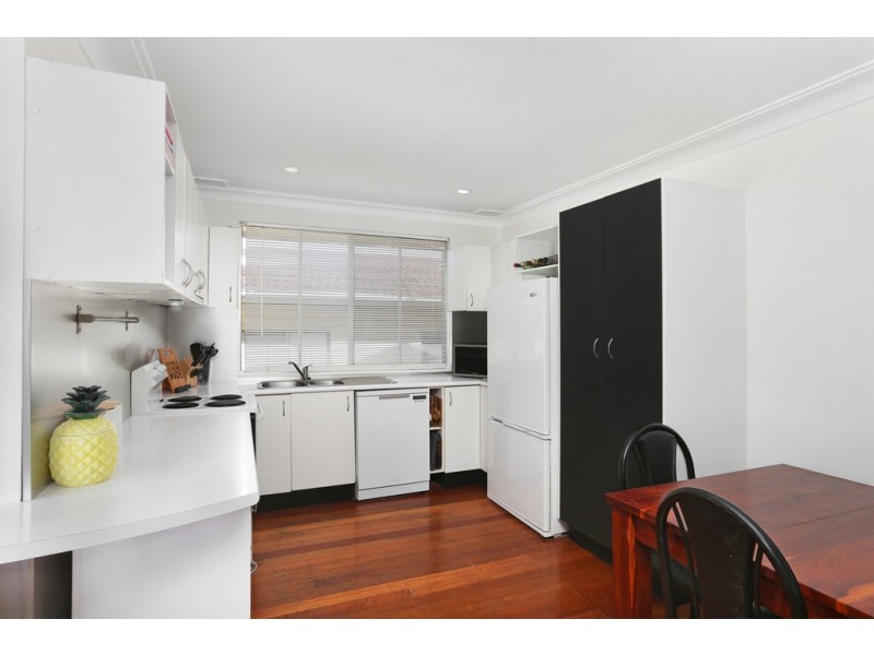 2C Azalea Avenue, Wauchope NSW 2446