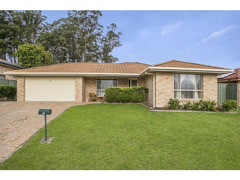 16 Rodlee Street, Wauchope NSW 2446