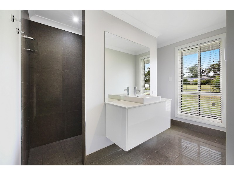 38 Regal Brae, King Creek NSW 2446