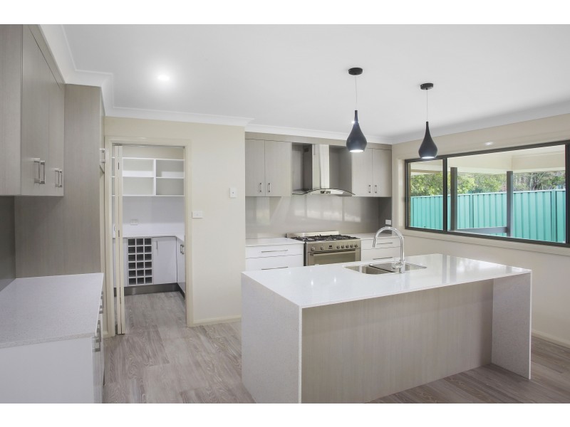 1 Riverbreeze Drive, Wauchope NSW 2446
