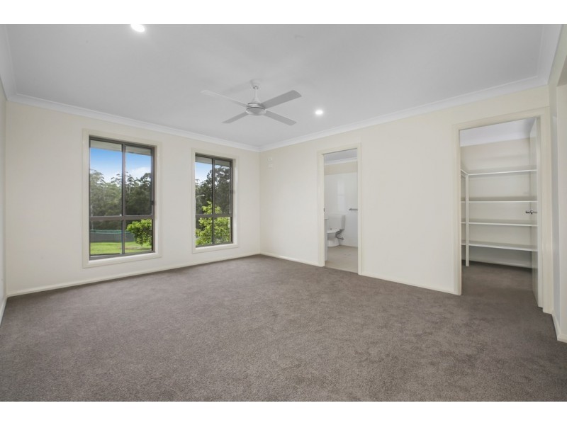 1 Riverbreeze Drive, Wauchope NSW 2446