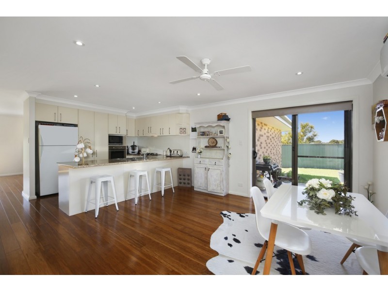 8 Brenchley Circuit, Wauchope NSW 2446