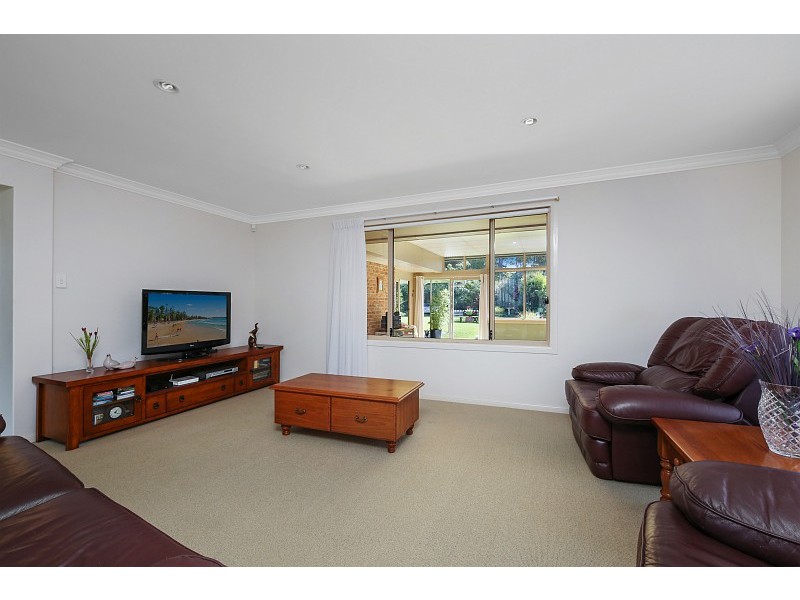 13 Riverbreeze Drive, Wauchope NSW 2446