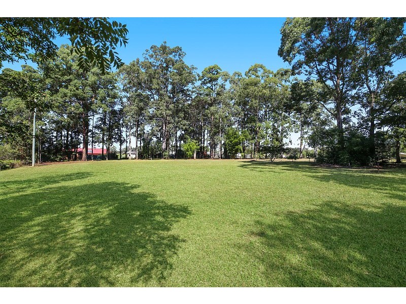 13 Riverbreeze Drive, Wauchope NSW 2446
