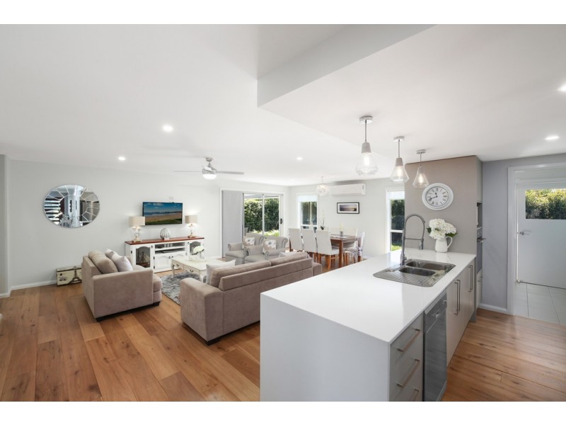 2 Glenview Drive, Wauchope NSW 2446