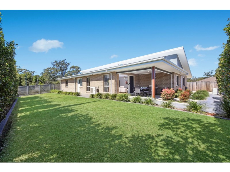 2 Glenview Drive, Wauchope NSW 2446