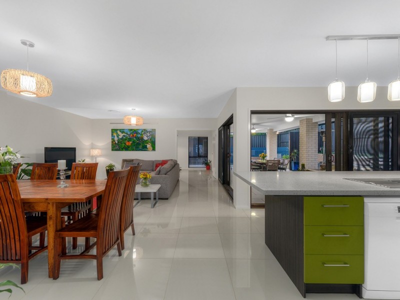 53 June Street, Mitchelton QLD 4053