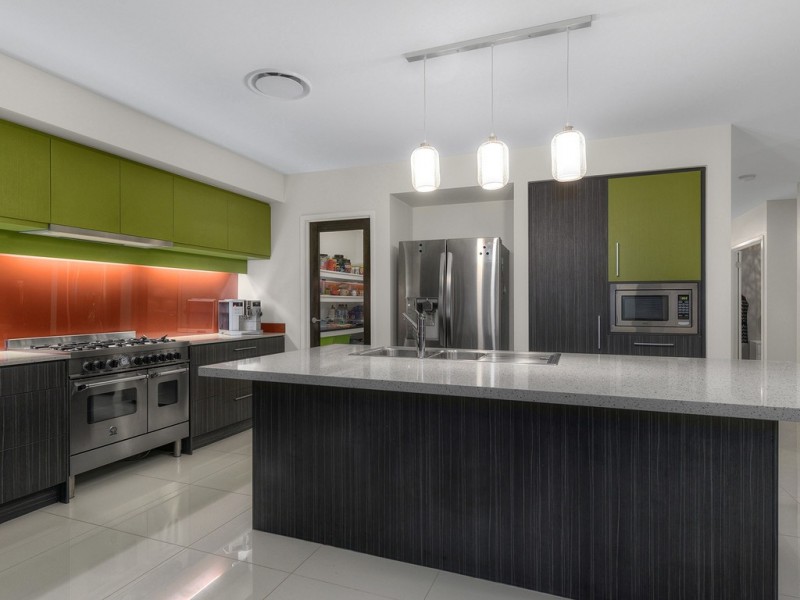 53 June Street, Mitchelton QLD 4053