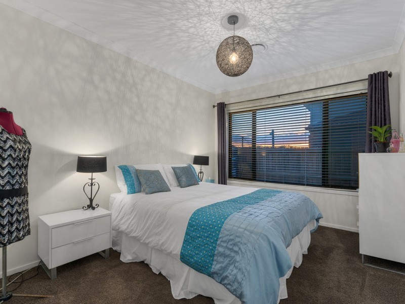 53 June Street, Mitchelton QLD 4053