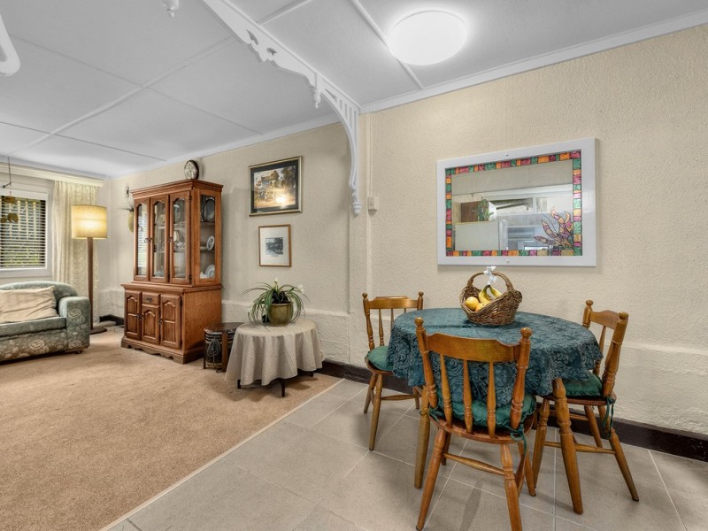 145 Jubilee Tce, Bardon QLD 4065