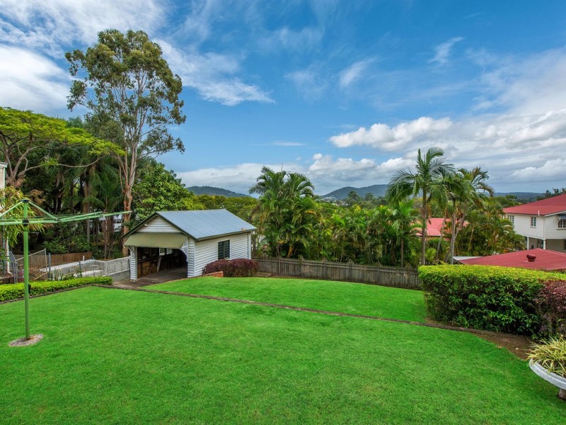 145 Jubilee Tce, Bardon QLD 4065
