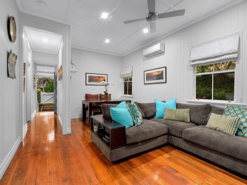 26 Soudan Street, Bardon QLD 4065