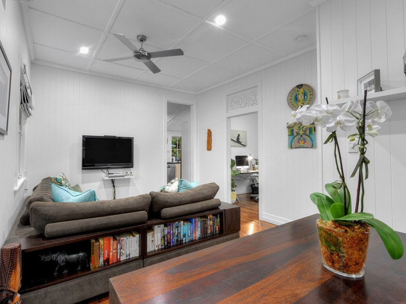 26 Soudan Street, Bardon QLD 4065