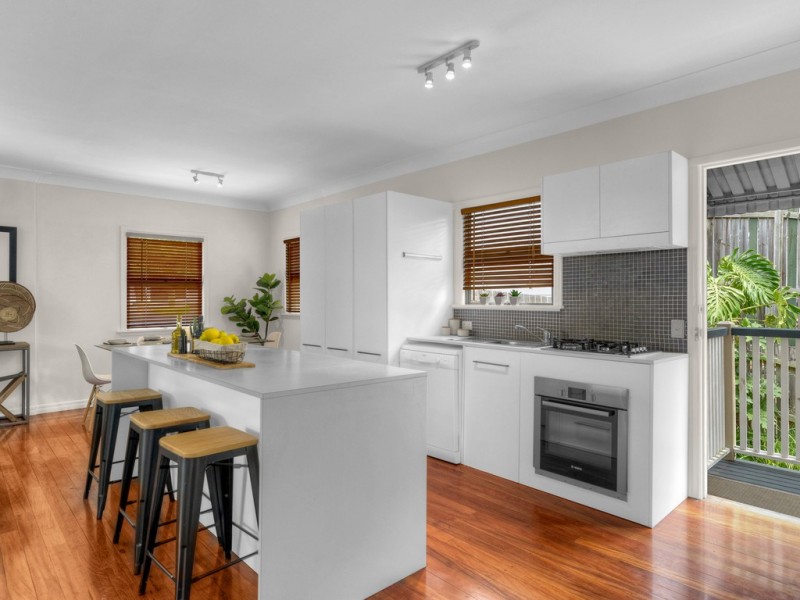 23 Mornington Street, Red Hill QLD 4059