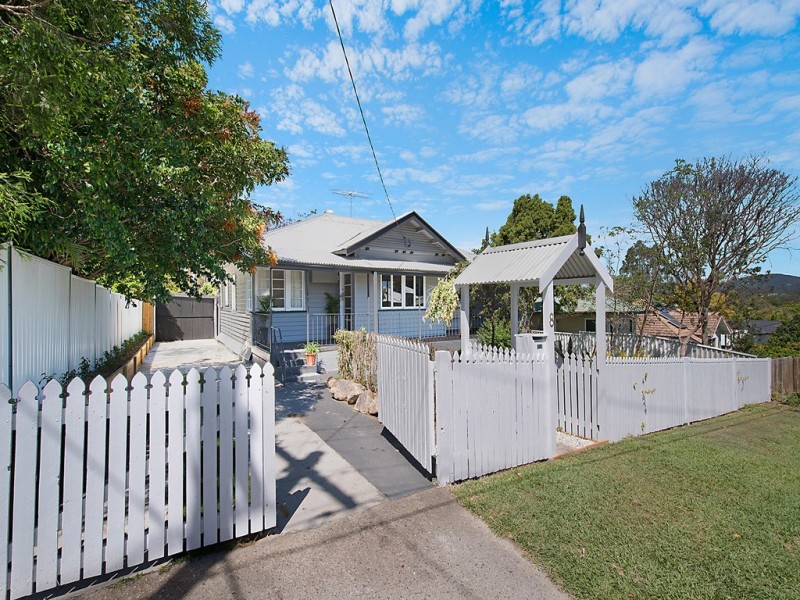 8 Hurley Street, Keperra QLD 4054