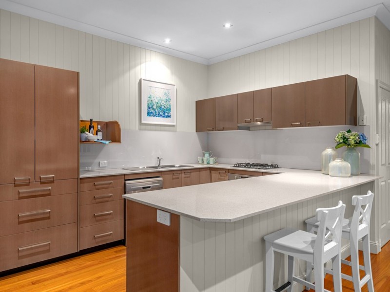 11 View Parade, Ashgrove QLD 4060