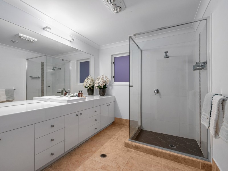 11 View Parade, Ashgrove QLD 4060