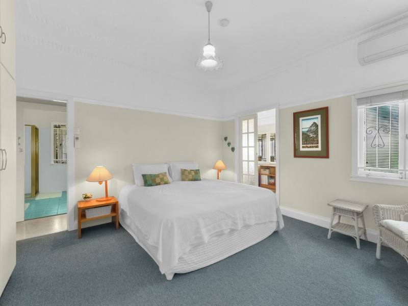 32 Elouera Road, Ashgrove QLD 4060