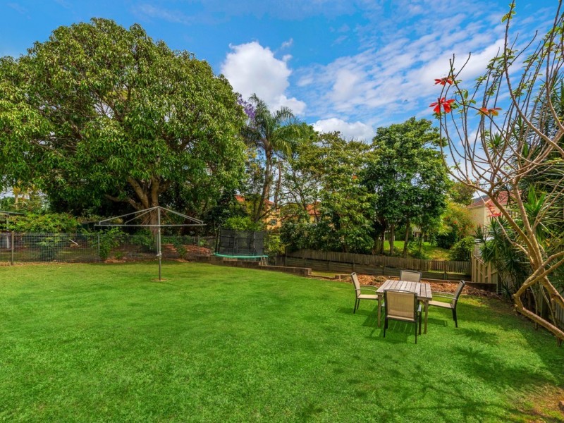 32 Elouera Road, Ashgrove QLD 4060