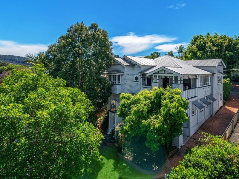 33 Exeter Street, Ashgrove QLD 4060