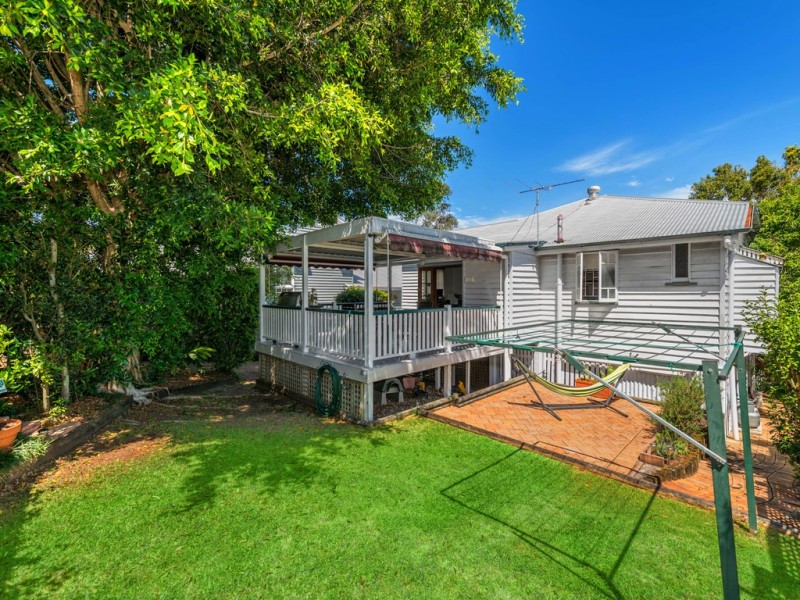 33 Exeter Street, Ashgrove QLD 4060