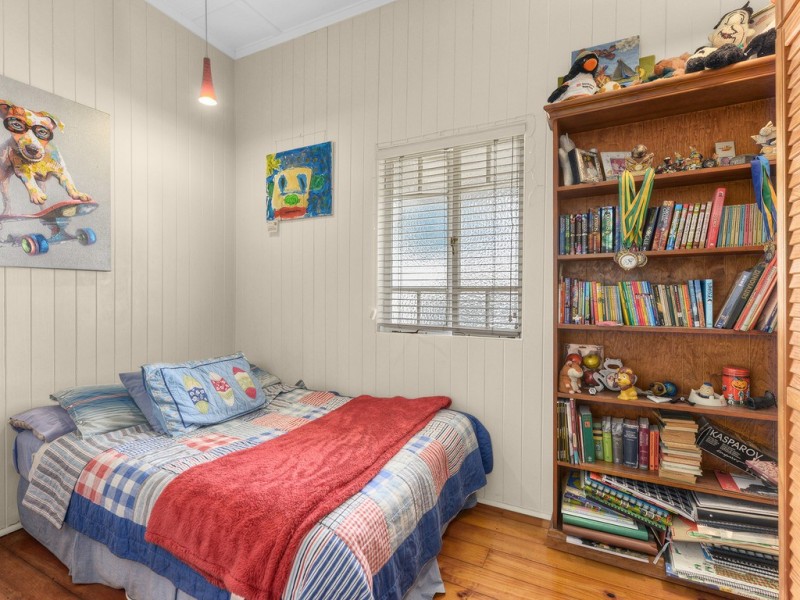 33 Exeter Street, Ashgrove QLD 4060