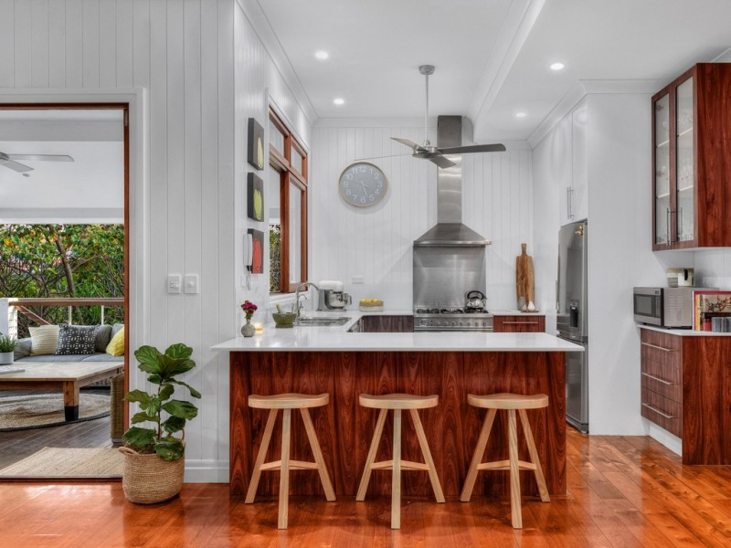 11 Hawthorn Terrace, Red Hill QLD 4059