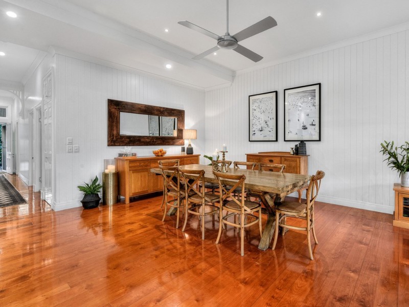 11 Hawthorn Terrace, Red Hill QLD 4059