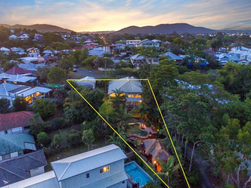 11 Hawthorn Terrace, Red Hill QLD 4059