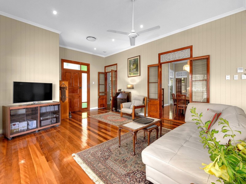 11 Garrick Terrace, Herston QLD 4006