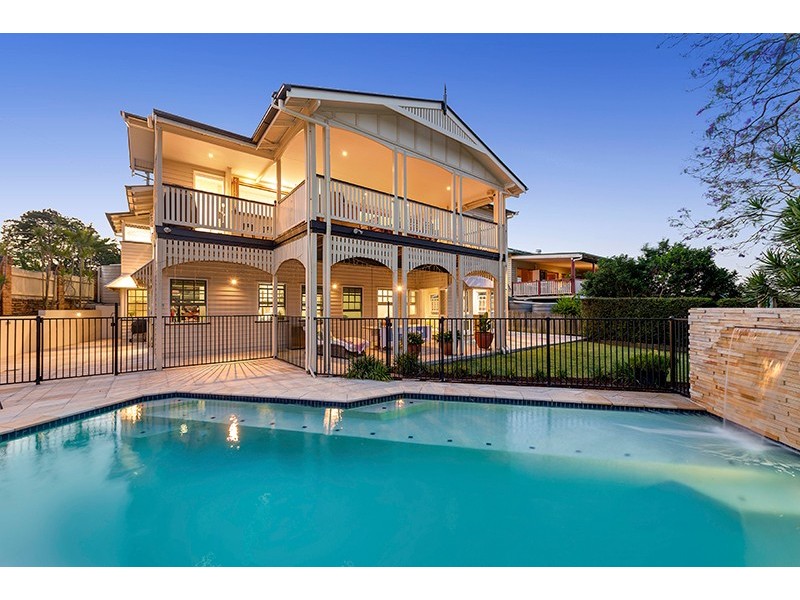 33 Ashgrove Crescent, Ashgrove QLD 4060