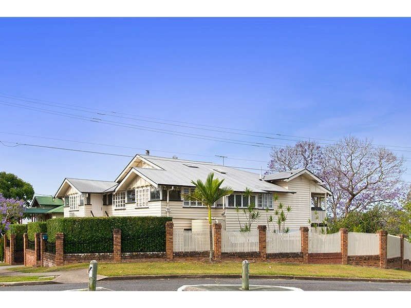 33 Ashgrove Crescent, Ashgrove QLD 4060