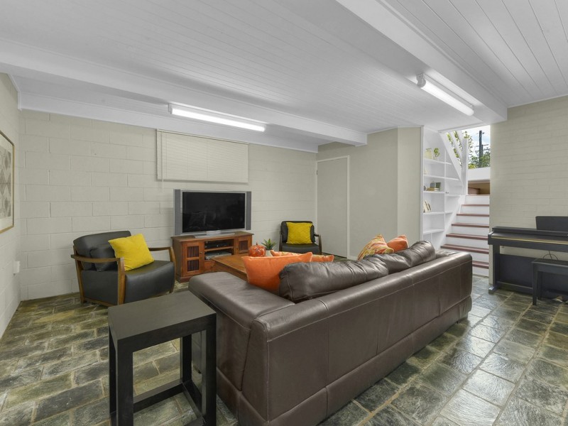 14 Ashgrove Crescent, Ashgrove QLD 4060