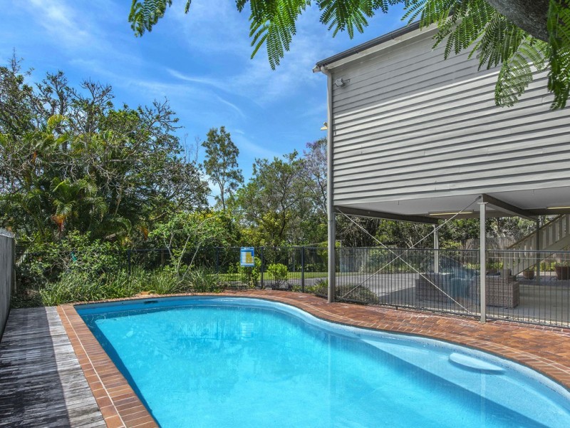 14 Ashgrove Crescent, Ashgrove QLD 4060