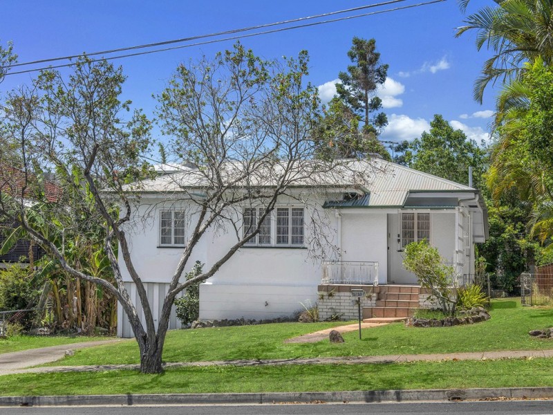 33 Frasers Road, Ashgrove QLD 4060