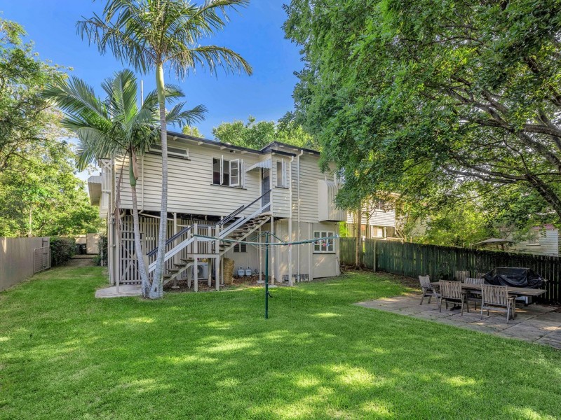 25 Elimatta Drive, Ashgrove QLD 4060