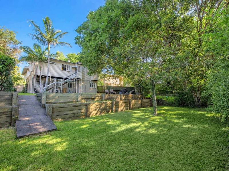 25 Elimatta Drive, Ashgrove QLD 4060