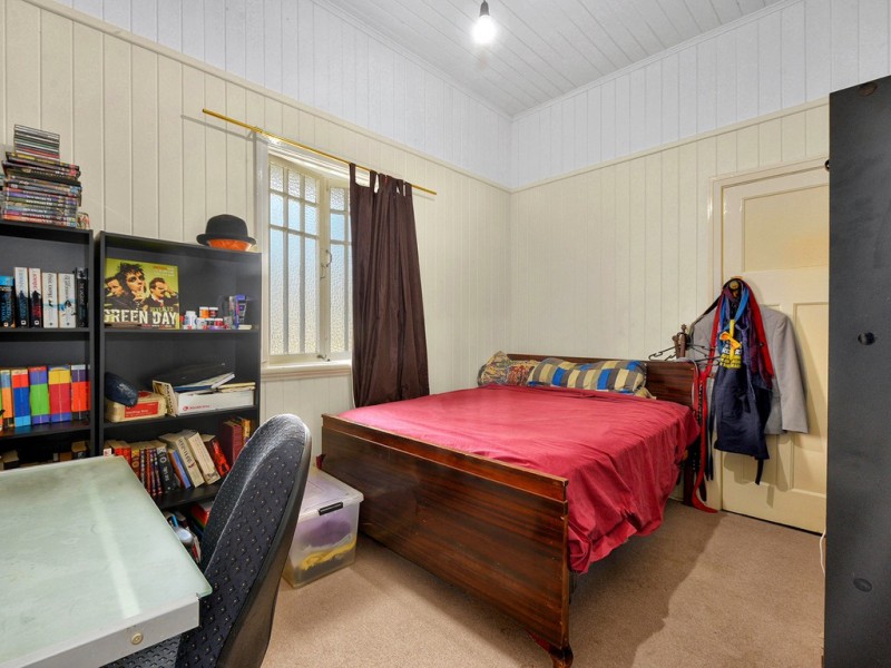 25 Elimatta Drive, Ashgrove QLD 4060