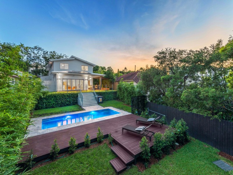 2 Mareeba Road, Ashgrove QLD 4060