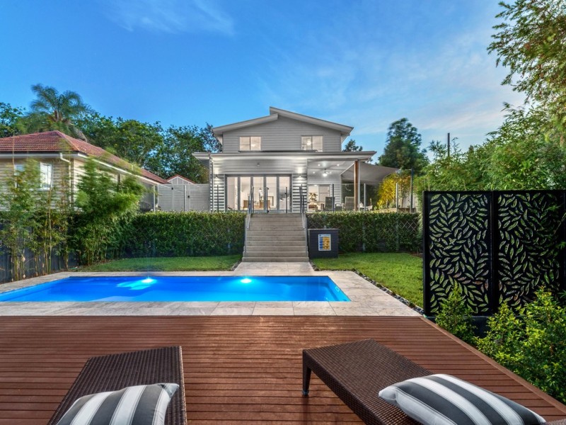 2 Mareeba Road, Ashgrove QLD 4060