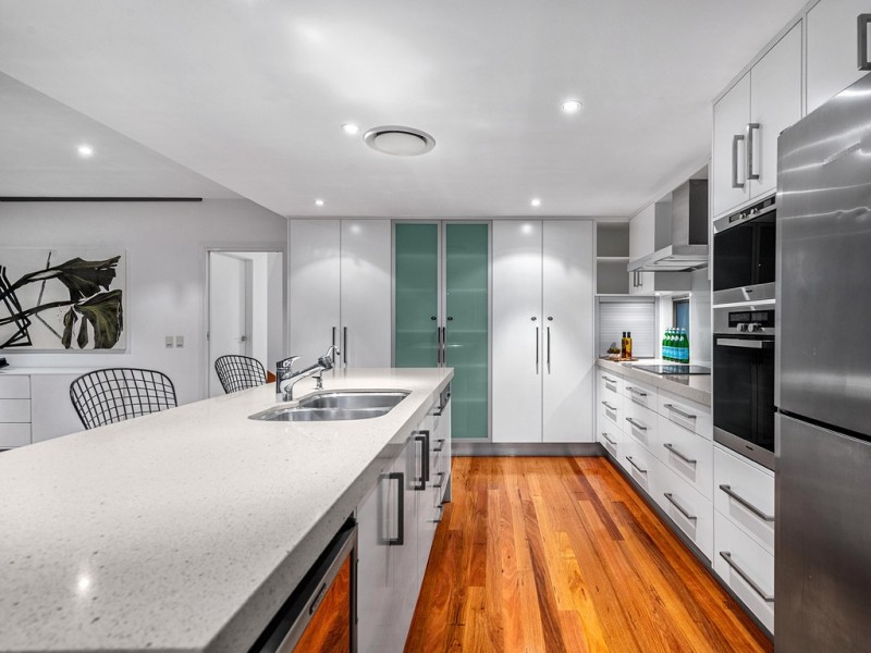 53 Hawthorn Terrace, Red Hill QLD 4059