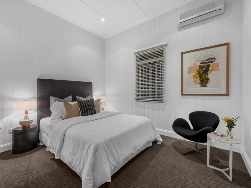 26 Thorn Street, Red Hill QLD 4059
